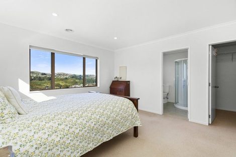 Photo of property in 60 Mauldeth Terrace, Churton Park, Wellington, 6037