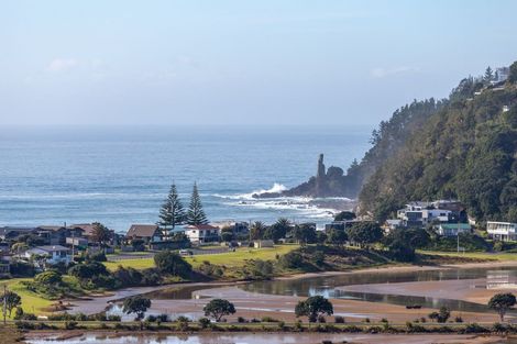 Photo of property in 10 Mason Rise, Tairua, 3508