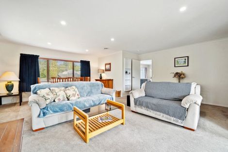 Photo of property in 7 Kathleen Place, Rainbow Point, Taupo, 3330