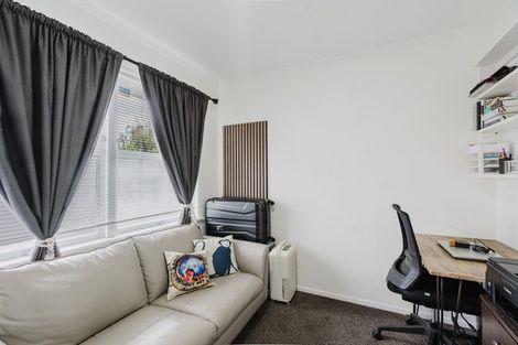 Photo of property in 4 Bremridge Place, Melville, Hamilton, 3206