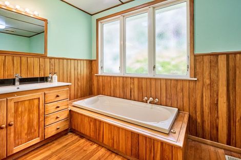 Photo of property in 15a Dunns Street, Silverstream, Upper Hutt, 5019