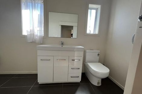 Photo of property in 16 Norana Avenue, Favona, Auckland, 2024