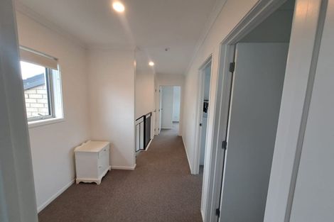 Photo of property in 37 Merriefield Avenue, Forrest Hill, Auckland, 0620