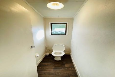 Photo of property in 96 Kayes Road, Pukekohe, 2120