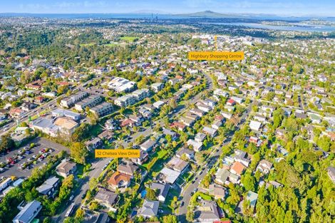 Photo of property in 52 Chelsea View Drive, Chatswood, Auckland, 0626
