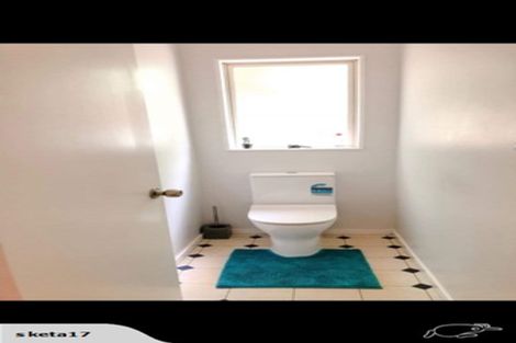 Photo of property in 8f2- Tulsa Grove, Totara Park, Upper Hutt, 5018