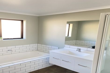 Photo of property in 14 Maru Lane, Te Kamo, Whangarei, 0112