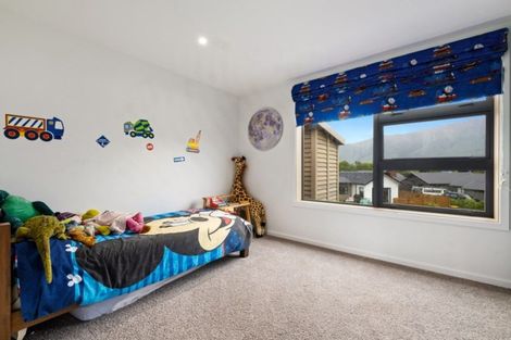 Photo of property in 49 Kirimoko Crescent, Wanaka, 9305