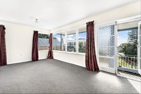Photo of property in 410 Hibiscus Coast Highway, Orewa, 0931