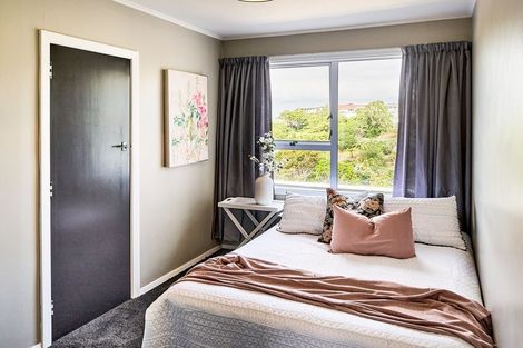 Photo of property in 63 Salford Street, Newlands, Wellington, 6037