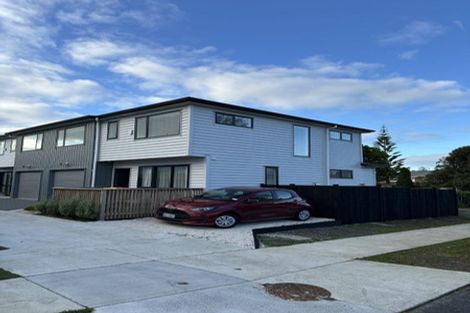 Photo of property in 48a Portadown Avenue, Pakuranga Heights, Auckland, 2010