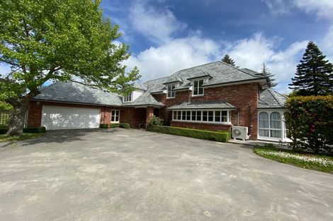 Photo of property in 163 Gardiners Road, Harewood, Christchurch, 8051
