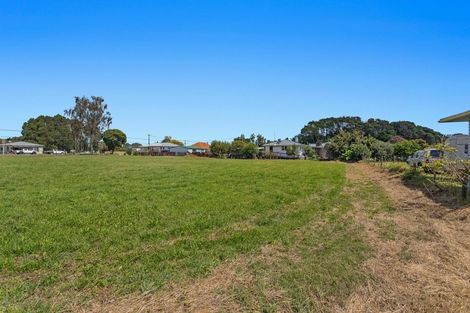 Photo of property in 35 Mckenzie Street, Taneatua, 3123