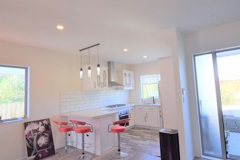 Photo of property in 15c Reynella Drive, Massey, Auckland, 0614