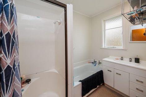 Photo of property in 59 Kettle Avenue, Awapuni, Palmerston North, 4412