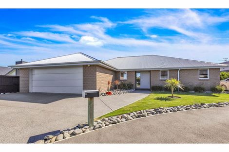 Photo of property in 25 Lancewood Way, Rangiora, 7400