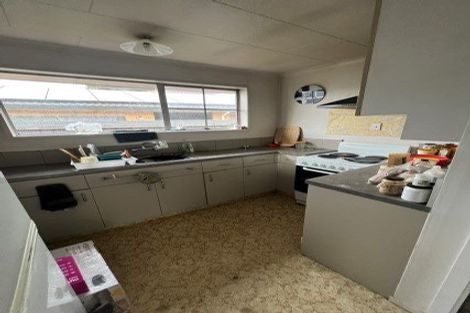 Photo of property in 28 Sawtell Place, Northcote, Christchurch, 8052
