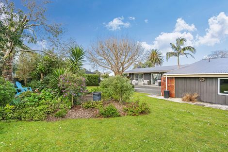 Photo of property in 11 Harrisville Road, Tuakau, 2121