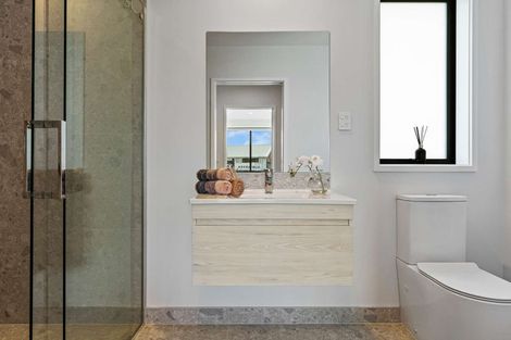 Photo of property in 42 Hinaki Street, Poike, Tauranga, 3112
