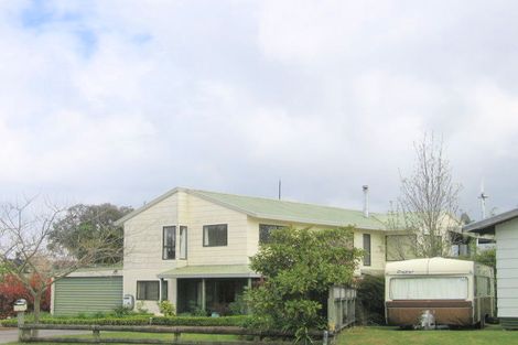 Photo of property in 4 Kew Place, Richmond Heights, Taupo, 3330