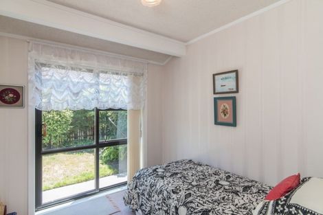 Photo of property in 3b Pinewood Grove, Paraparaumu Beach, Paraparaumu, 5032