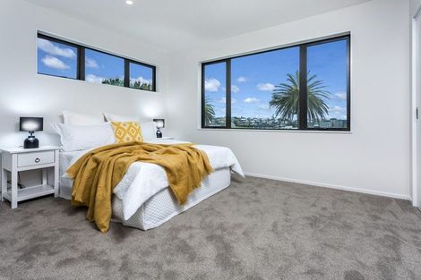 Photo of property in 35 Pinecrest Drive, Gulf Harbour, Whangaparaoa, 0930
