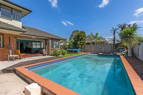 Photo of property in 35a Clevedon Road, Papakura, 2110