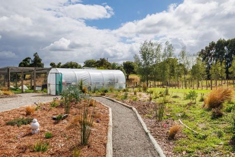 Photo of property in 268 Hendersons Line, Kelvin Grove, Palmerston North, 4470