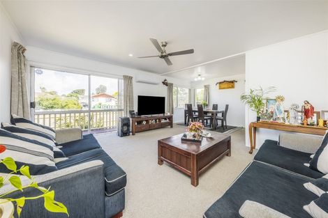 Photo of property in 3 Carter Place, Manurewa, Auckland, 2102
