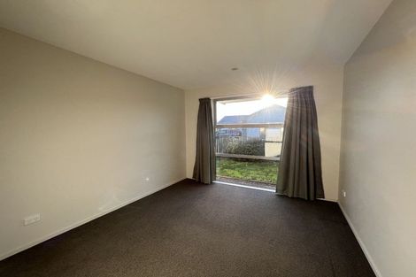 Photo of property in 5 Robalan Close, Halswell, Christchurch, 8025