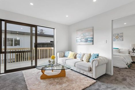 Photo of property in 40 San Prospero Crescent, Henderson, Auckland, 0612