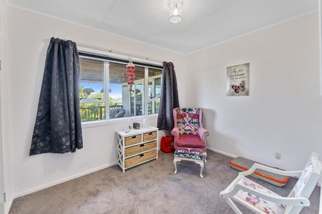 Photo of property in 42 Fergusson Street, Stoke, Nelson, 7011