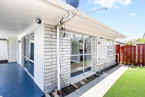 Photo of property in 6b Sandleigh Road, Hamilton Lake, Hamilton, 3204