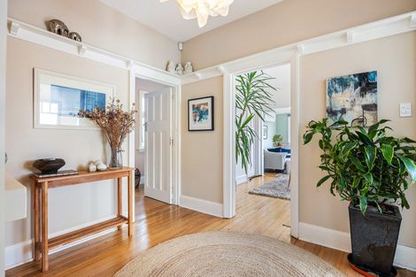 Photo of property in 38a Hackthorne Road, Cashmere, Christchurch, 8022