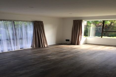 Photo of property in 34 Westgrove Avenue, Avonhead, Christchurch, 8042