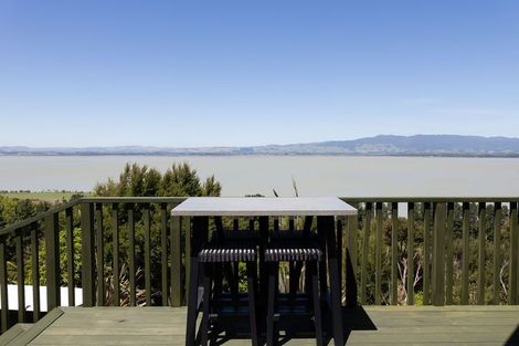 Photo of property in 54 Rotomanu Rise, Western Lake, Featherston, 5773