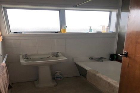 Photo of property in 6 Rowan Avenue, Aranui, Christchurch, 8061