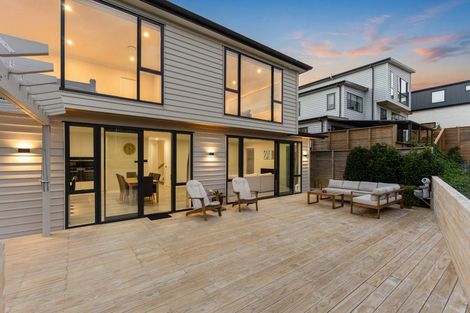 Photo of property in 36 Longshore Drive, Long Bay, Auckland, 0630