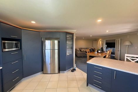Photo of property in 19 Lough Bourne Drive, Pukekohe, 2120
