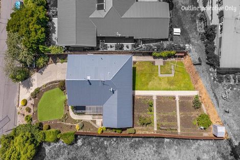 Photo of property in 1 Roseneath Place, Cashmere, Christchurch, 8022