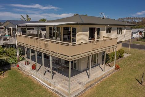Photo of property in 255 Cook Drive, Whitianga, 3510