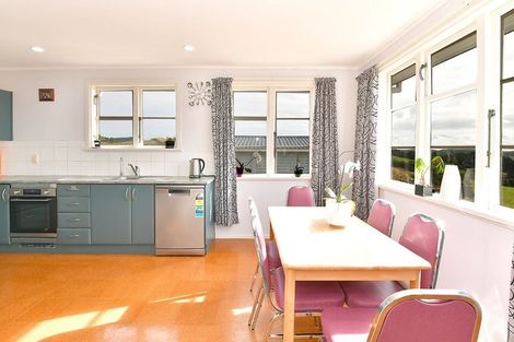 Photo of property in 290 Shanks Road, Helensville, 0875