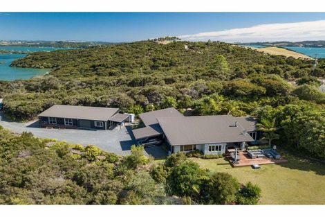 Photo of property in 240 Wharau Road, Kerikeri, 0293