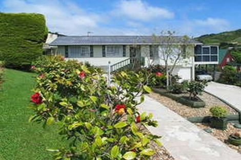 Photo of property in 100 Leeward Drive, Whitby, Porirua, 5024