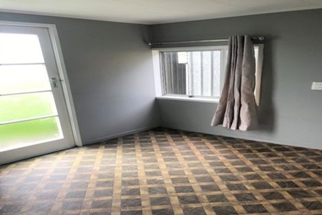 Photo of property in 2/140 Metcalfe Road, Ranui, Auckland, 0612