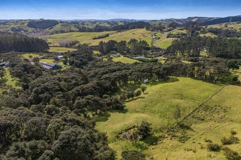 Photo of property in 231a Wishart Road, Helensville, 0875