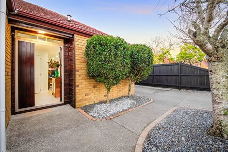 Photo of property in 2 Kilmarnock Avenue, Ranui, Auckland, 0612