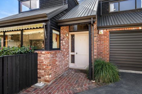 Photo of property in 1/28 Thornycroft Street, Fendalton, Christchurch, 8052