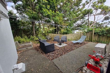 Photo of property in 42b Duncansby Road, Stanmore Bay, Whangaparaoa, 0932