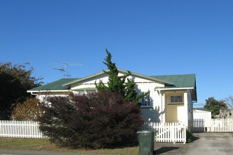 Photo of property in 39 Linwood Drive, Paraparaumu, 5032